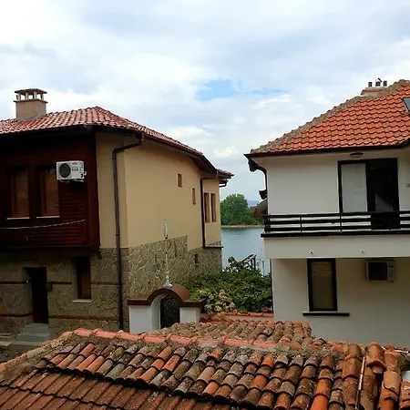 Къща За Гости Михови Guest house Sozopol